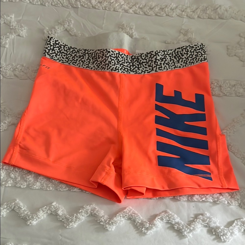 Women’s Orange Nike Pro Shorts size small